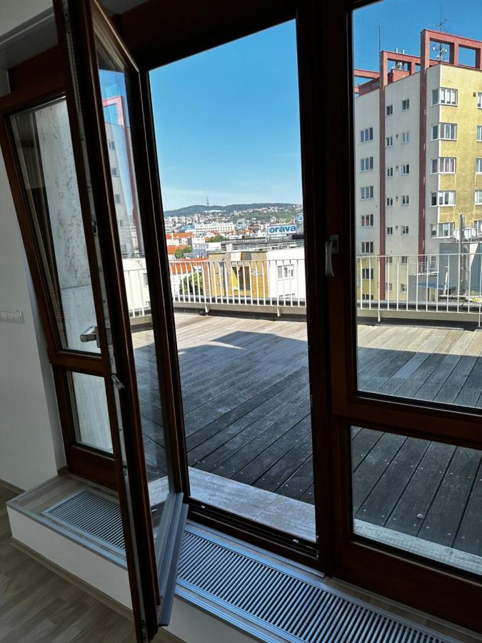 Luxury Penthouse At The Historical Centre With Free Parking Leilighet Bratislava Eksteriør bilde